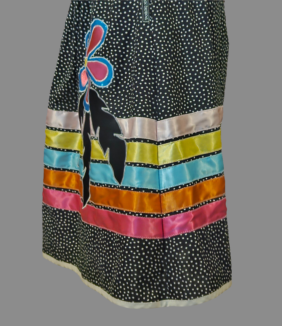 Ribbon skirt with handcut applique