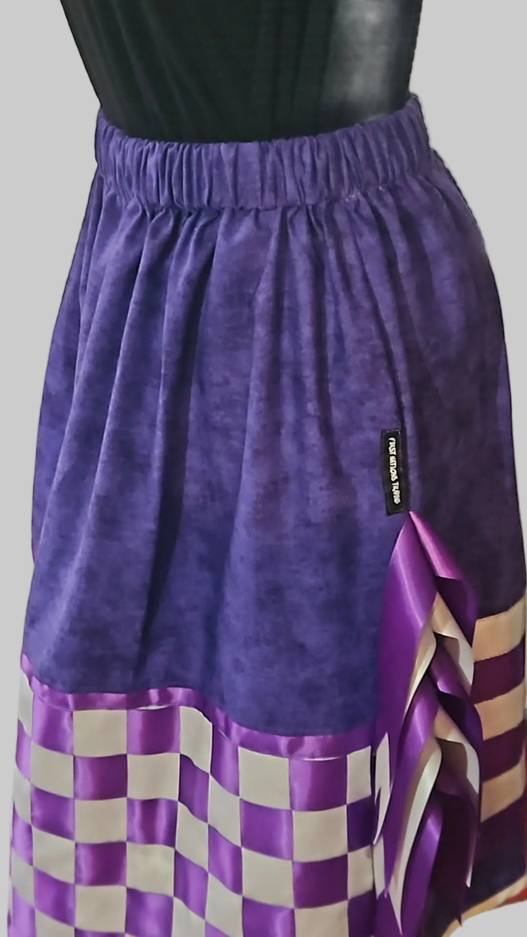 Basket woven Ribbon skirt with pockets