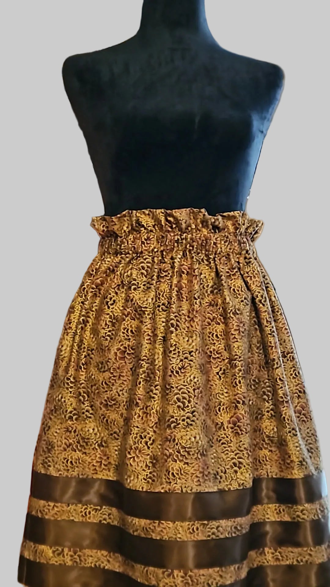 7 Generations, Pinecone Ribbon skirt
