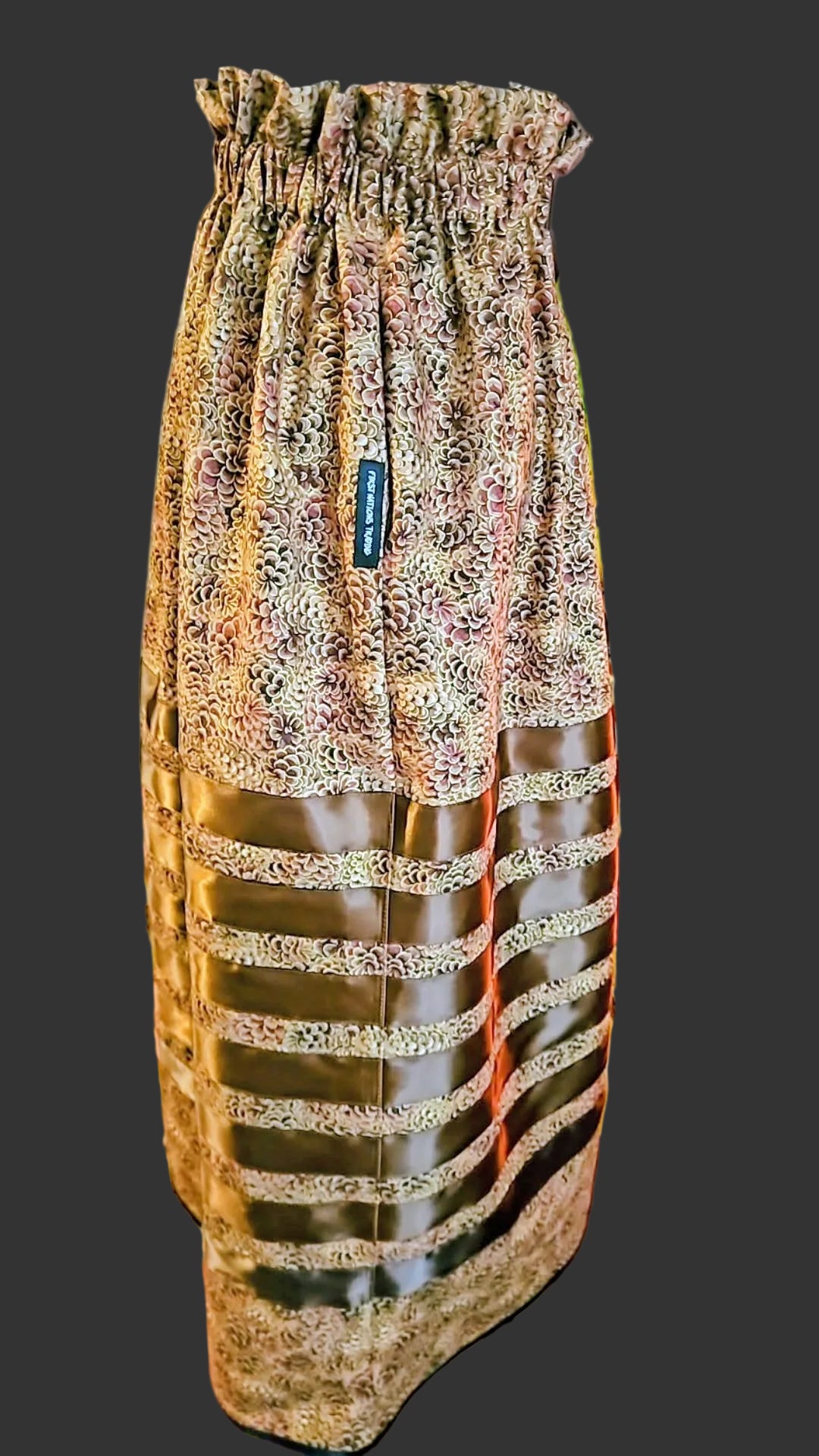 7 Generations, Pinecone Ribbon skirt