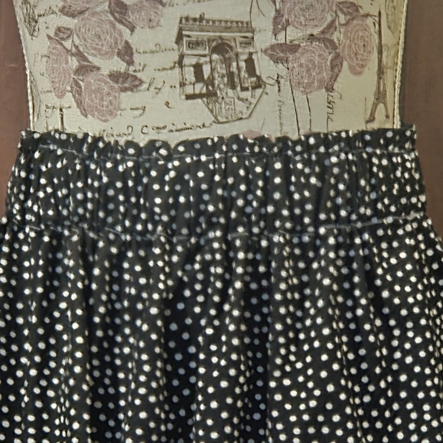 Ribbon skirt with handcut applique