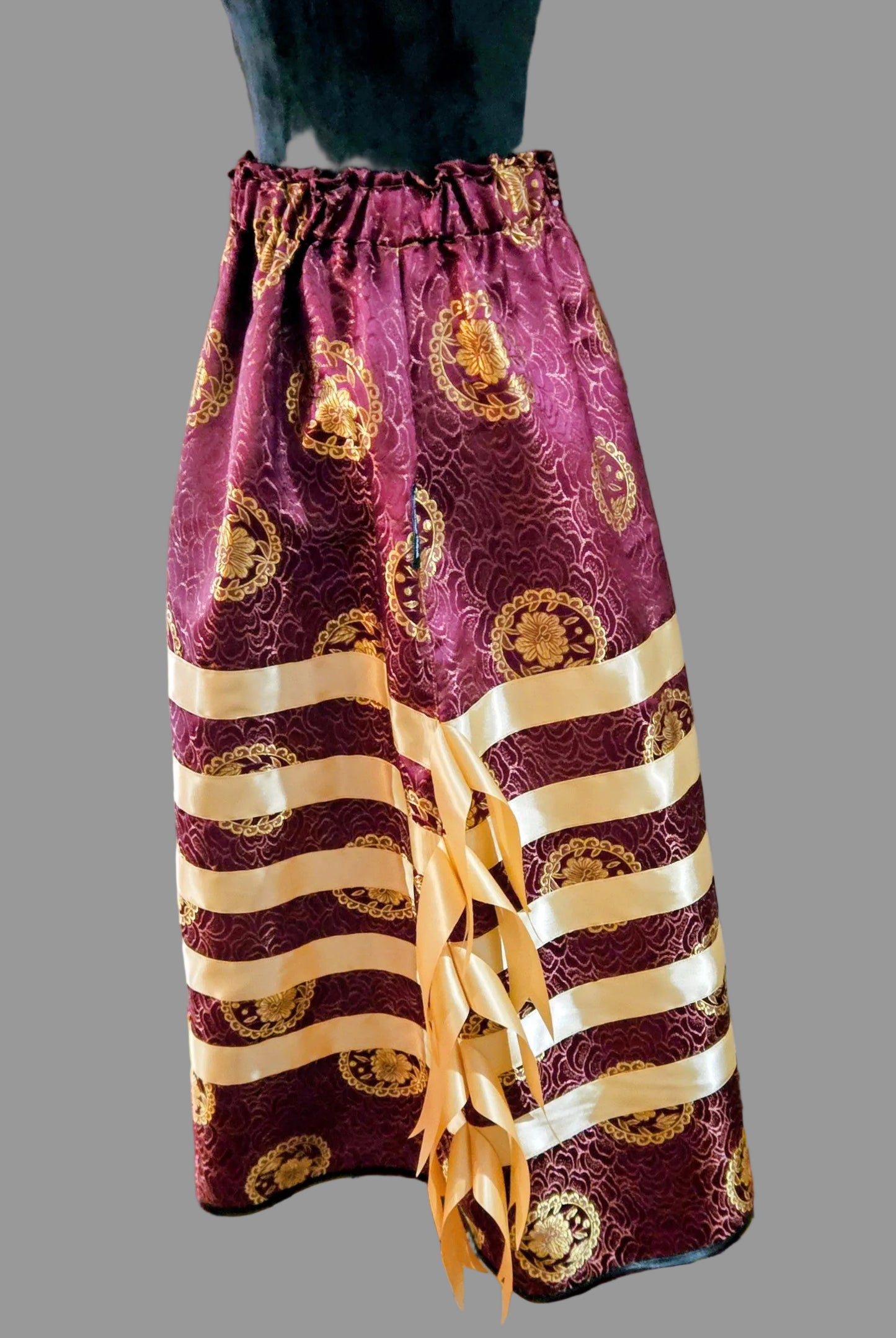 Gold on Gold Ribbon skirt with pockets
