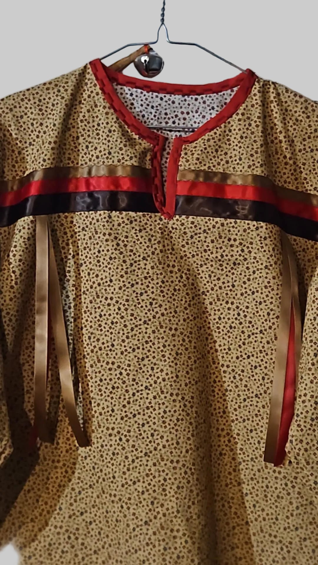 Traditional pullover youth M ribbon shirt